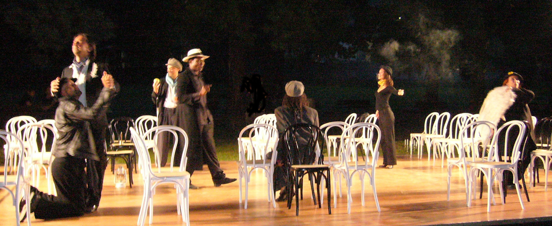 GESCHICHTE - World Theatre Training Institute AKT-ZENT